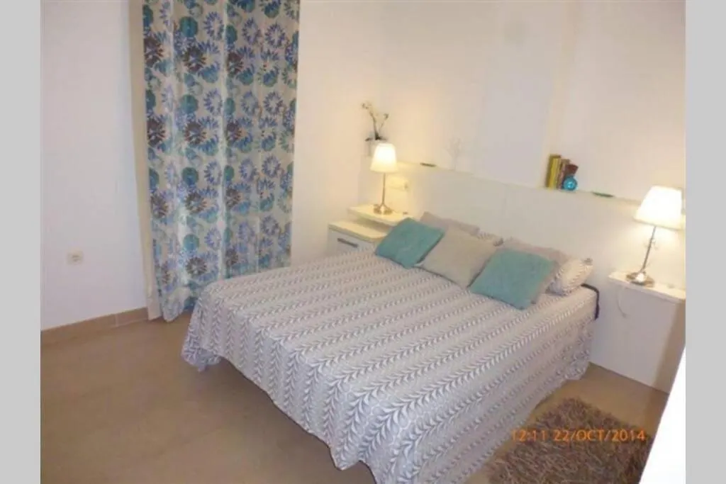 Apartamento Con Terraza Garaje Y Wifi Tarifa 0*,