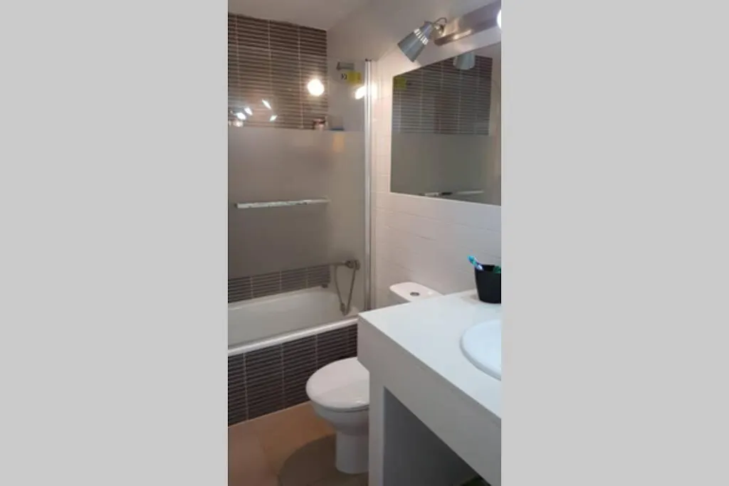 Apartamento Con Terraza Garaje Y Wifi Tarifa